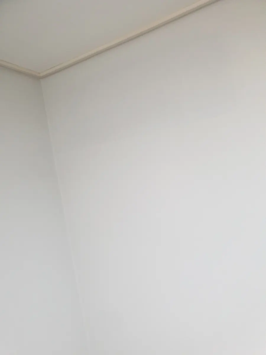 에어컨 자리 도배 마감 — 벽지복구 빛가람